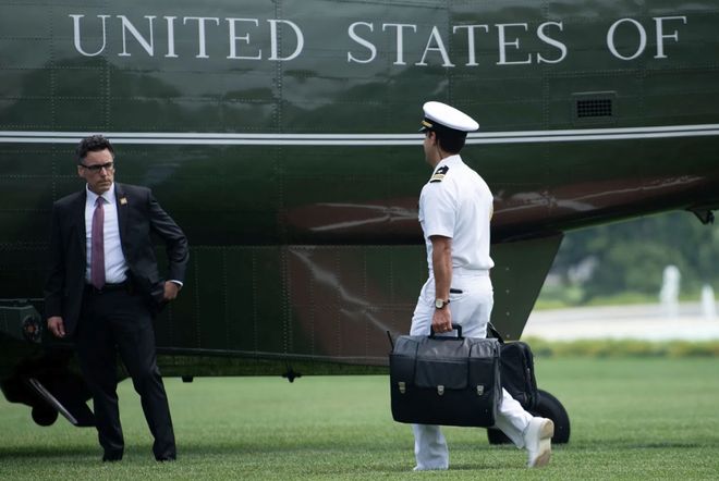 总统「同款」手提箱只需6万8pg电子每个CEO都需要一个(图10)